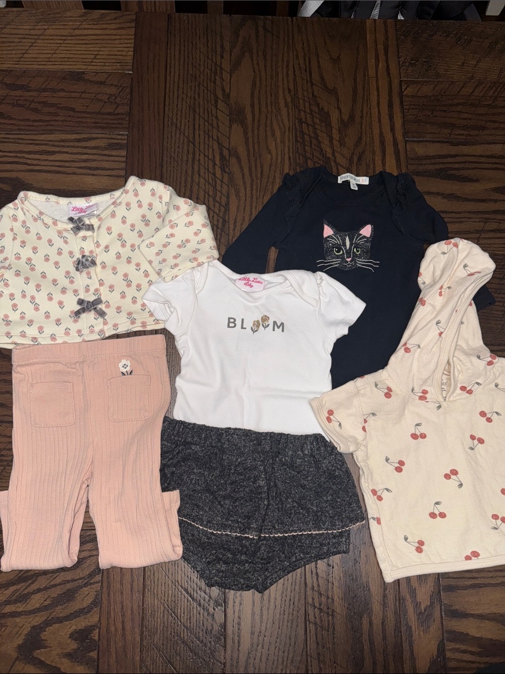 💐Lot of Baby Girl 9m Items💐
